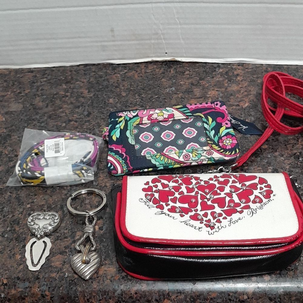 5 Accessories 3 Brighton and 2 Vera Bradley Lanyards ...EUC